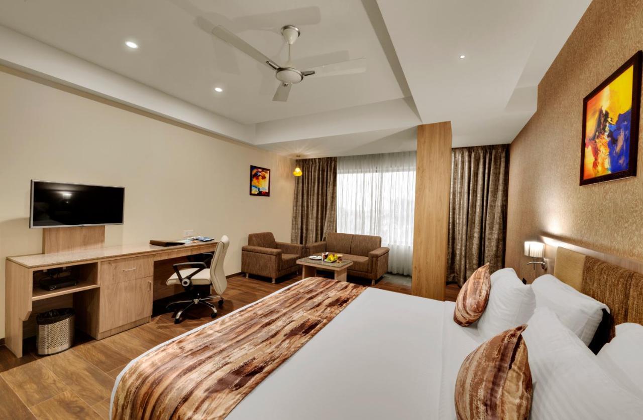 Anaya Beacon Hotel, Jāmnagar Стая снимка