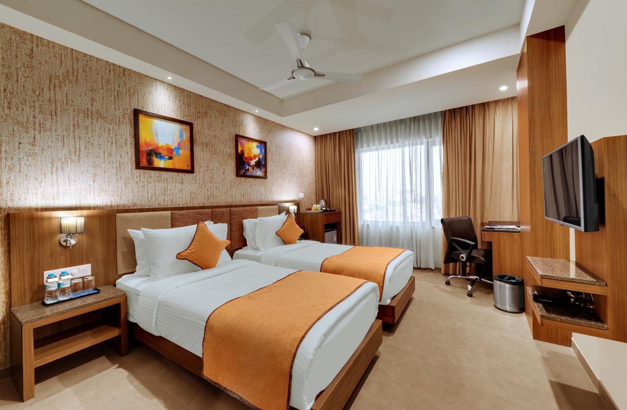 Anaya Beacon Hotel, Jāmnagar Стая снимка
